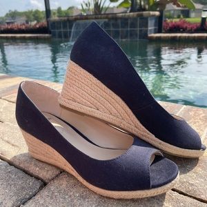 Navy 7.5 Bandolino Canvas Espadrille Wedge. Perfect summer shoe!  Worn once.